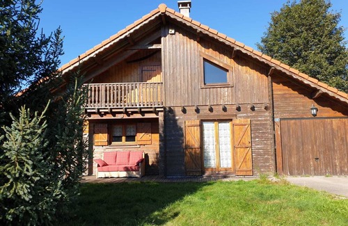 Champdray Ski Chalet | Chalet "La Palette" with Wifi in nature on a plot of 11 ares
