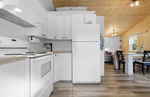 Saint-Aime-du-Lac-des-Iles Ski Chalet | Chalet Lac-des-iles