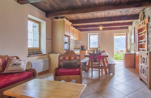 Montricher-Albanne Apartment | Chalet 'Le Lagopede' with Mountain View and Wi-Fi