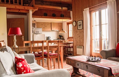 Moleson House | Chalet Les 3 Marmottes by Interhome