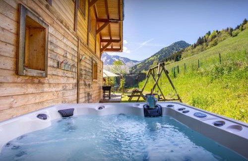 Seytroux Ski Chalet | Chalet Levant Blanc - OVO Network