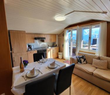 Beatenberg Apartment | Chalet Lilo 2 Zimmer top mountain view