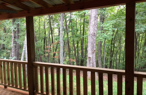 Murphy Cabin | Chalet Log Home In Peaceful Mountain Setting - That's Firefly Cabin