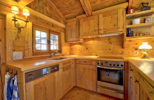 Rougemont Ski Chalet | Chalet Love Nest