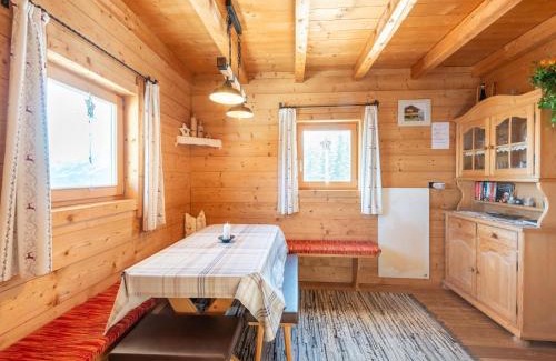 Hippach Ski Chalet | Chalet Nase at 1700m in the Zillertal