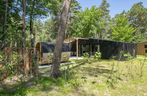 Municipality of Geldrop-Mierlo Ski Chalet | Chalet near Eindhoven with Private Sauna