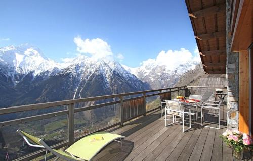 Les Deux Alpes Ski Chalet | Chalet Norma by Leavetown Vacations