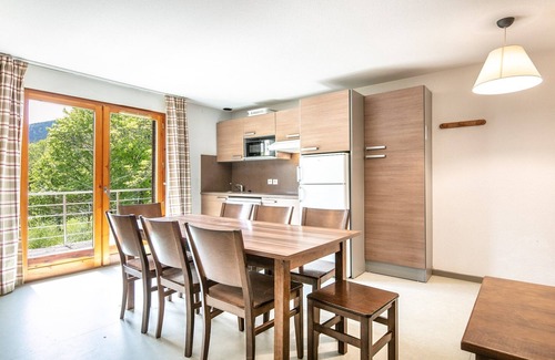 Gresse-en-Vercors Apartment | Chalet Retreat Near Slopes