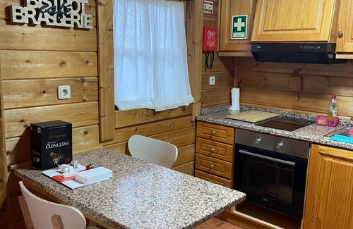 Penhas da Saude Ski Chalet | Chalet 'Sossego Serra Da Estrela' with Balcony, Wi-Fi and Air Conditioning