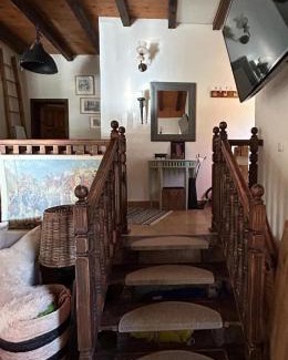 Leshok Ski Chalet | Chalet St John