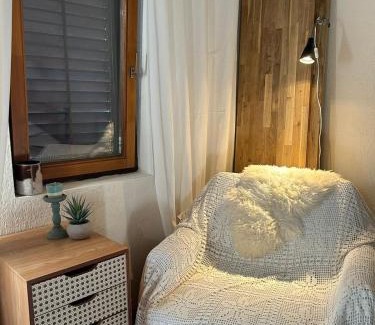 Leshok Ski Chalet | Chalet St John