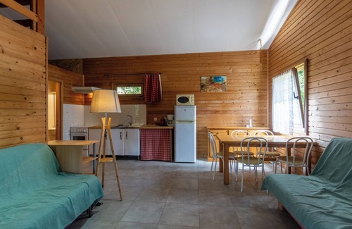 Darbres Ski Chalet | Chalet 'Vert 4 Personnes' with Balcony and Wi-Fi