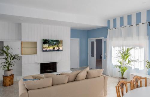 Faro de Cullera Villa | CHALET VILLA Los HIPOCAMPOS