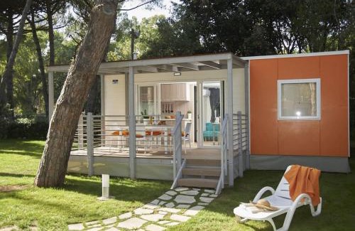 Baia Domizia Ski Chalet | Chalet w Terrace & Pool