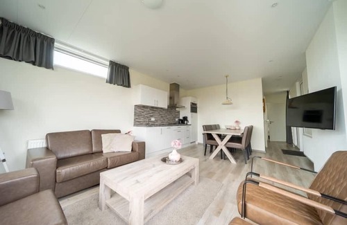 Nunspeet House | Chalet with 2 bedrooms and terrace