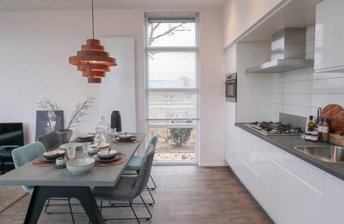 Olburgen House | Chalet with 2 bedrooms and a terrace