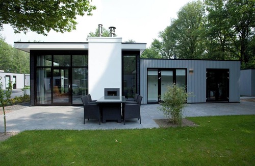 Belfeld House | Chalet with 2 bedrooms and a terrace
