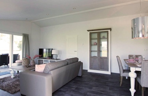 Nijkerk House | Chalet with 2 bedrooms and a terrace