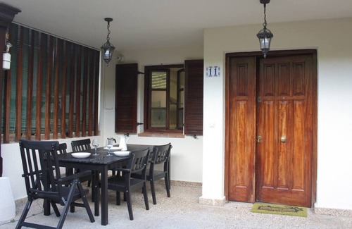 Loredo Ski Chalet | Chalet with 5 bedrooms, pool, and tennis court, just 5 minutes from the beach