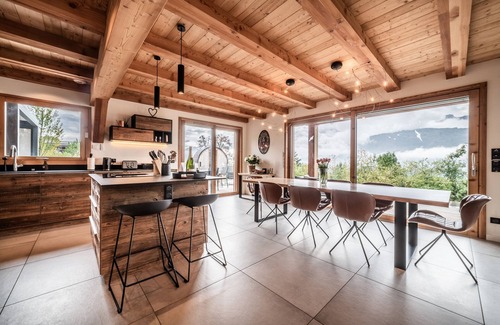 Thyez Ski Chalet | Chalet with Mountain Views, Jacuzzi and Sauna