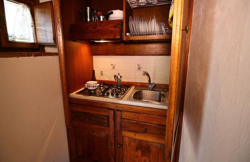 Camucia Ski Chalet | Chalet with swimming pool in Cortona