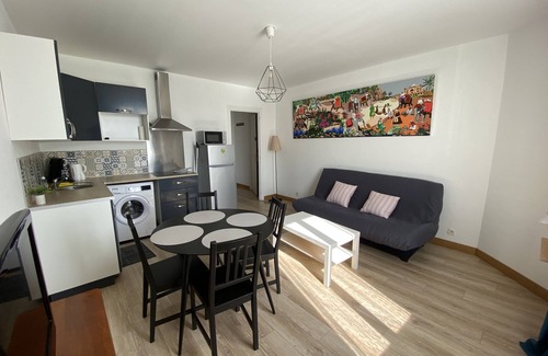 Fresnes Apartment | Chaleureux Appartement T2 à Proximité de Paris, Orly et Rungis