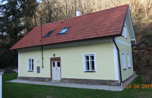 Zupanovice House | Chaloupka za potůčkem