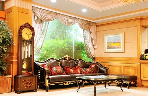 Wagol Hotel | Chambord Hotel