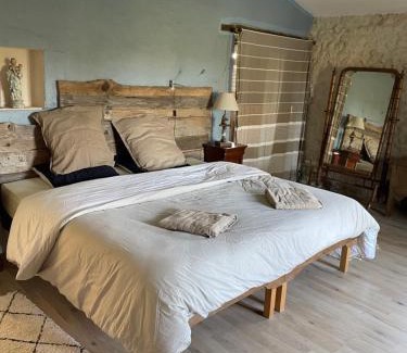 Bardenac House | Chambre à louer 35m2 ,calme et piscine,Sud Charente