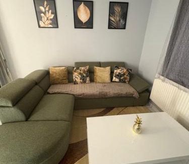 Saint-Remy-en-Rollat Bed & Breakfast | Chambre avec balcon proche vichy