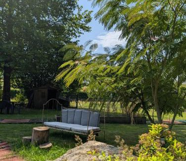 La Chapelle-aux-Bois Bed & Breakfast | Chambre d'hôte La Suite Domaine du Bagnerot