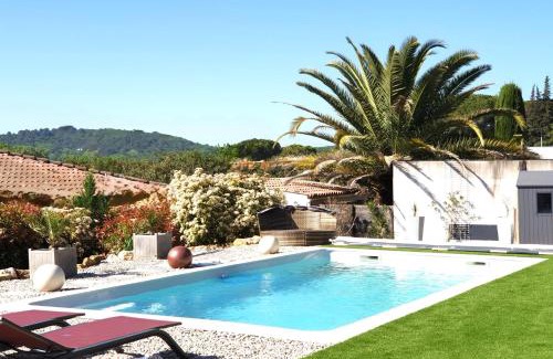 Serviers-et-Labaume Bed & Breakfast | CHAMBRE D'HÔTES "Le petit Valadas" à 7km d'UZES