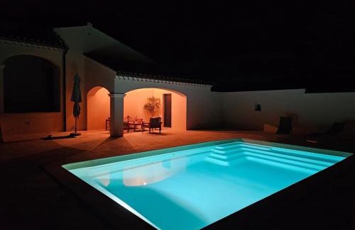 Piolenc Bed & Breakfast | Chambre d'hôtes les Cigales