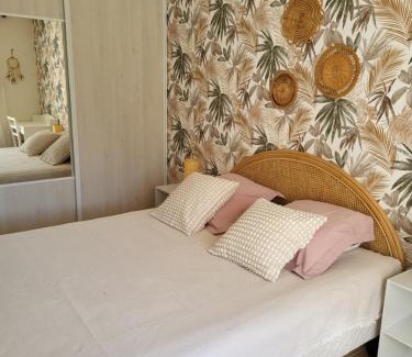 Piolenc Bed & Breakfast | Chambre d'hôtes les Cigales