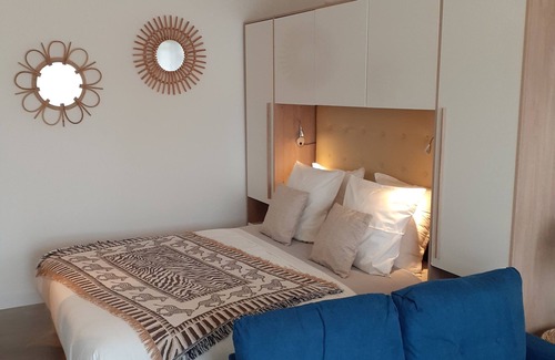 Serviers-et-Labaume Bed & Breakfast | Chambre D'hôtes "Le Petit Valadas" - 7 Km D'uzes