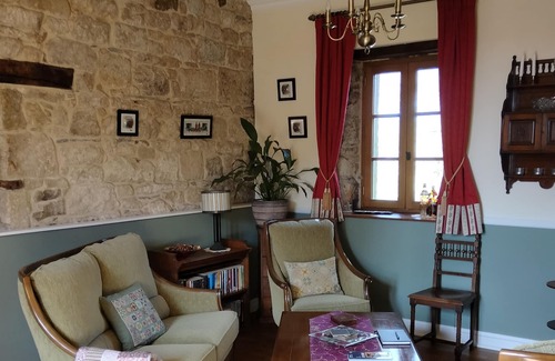 Lescouet-Gouarec Bed & Breakfast | Chambre D'hote in Old Presbytery in heart of Brittany