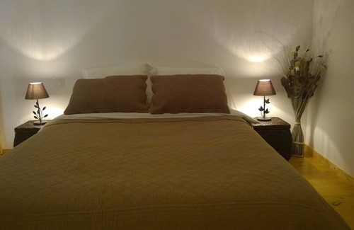 Belvianes-et-Cavirac Bed & Breakfast | Chambre familiale Le Jardin des Gorges