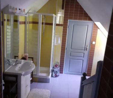 Saint-Ouen-des-Alleux Bed & Breakfast | Chambre à la campagne