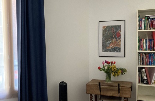 Python Duvernois Bed & Breakfast | Chambre Grand Confort, Dans Maison, Avec Jardin et Terrasse, Paris Centre
