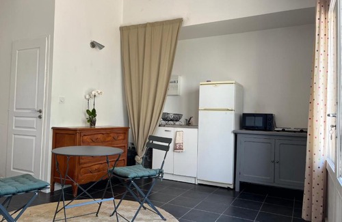 Les Serres - Vivier House | Chambre meublée Lyon ouest