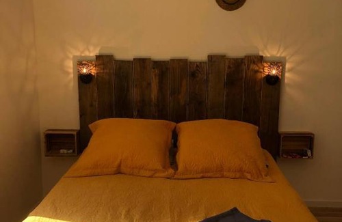 Correns House | Chambre privée avec vue et piscine