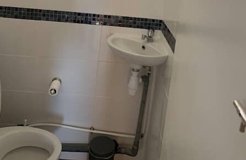 Vigneux-sur-Seine Apartment | Chambre spacieuse et lumineuse est parfaite pour des vacances en famille