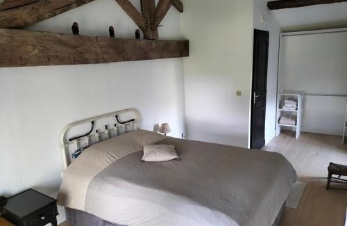 Saint-Martin-De-Lerm Bed & Breakfast | Chambres 2 personnes dans notre maison Girondine
