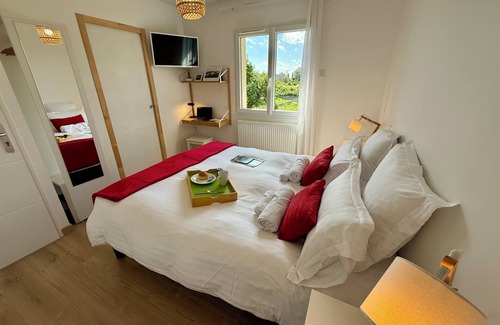 Beynost Bed & Breakfast | Chambres D'hôtes Gite Grange Debout