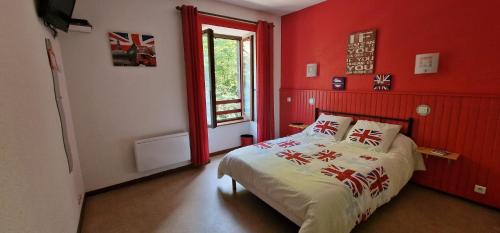 Saint-Floret Bed & Breakfast | Chambres d'hôtes Les Lits des Fées