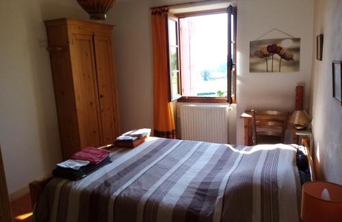 Charlieu-Belmont Bed & Breakfast | Chambres D'hôtes LES PAPILLONS