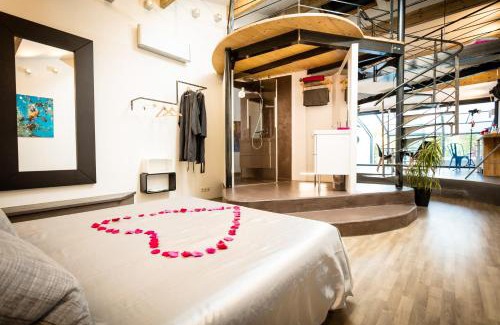 Saint-Laurent-d'Aigouze Bed & Breakfast | Chambres d'hotes Deluxe Jacuzzi Mas de l'Etoile