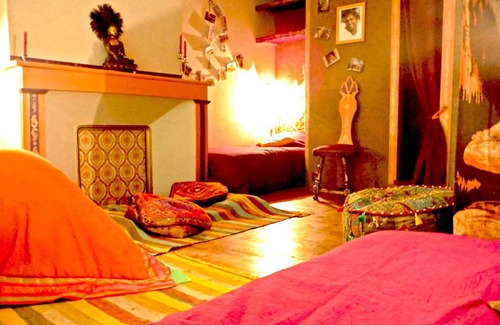 Soulan House | Chambres d'Hotes La Mystérieuse