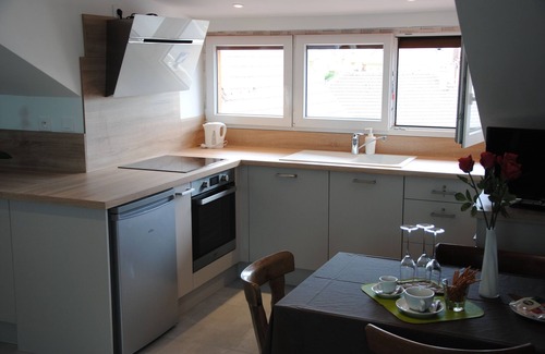 Benfeld House | Chambres d'Hotes La Vignette