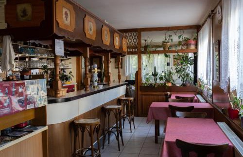 Lagarde House | chambres d'hotes Lagarde